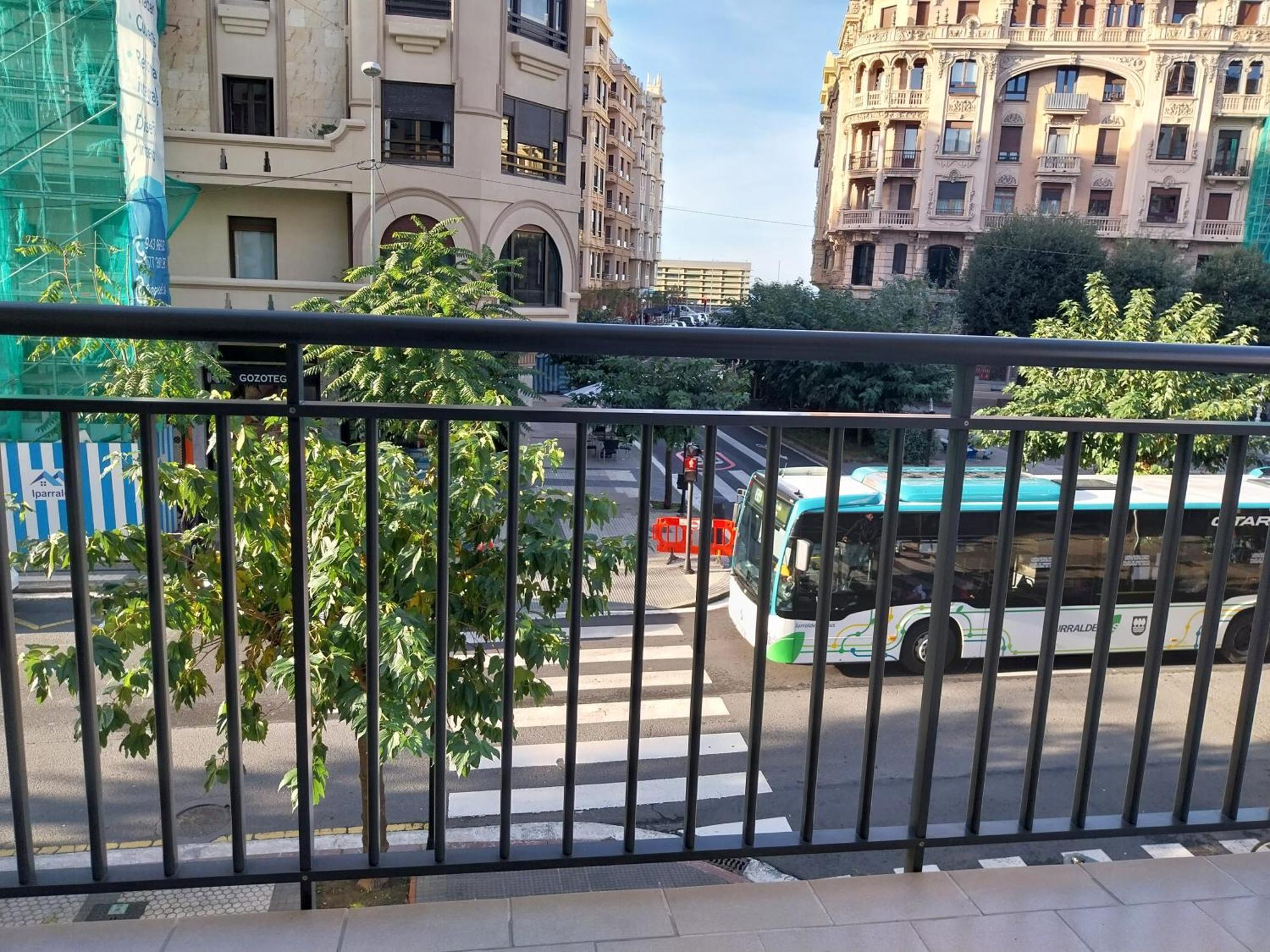 סן סבסטיאן Apartamento La Zurri Near Kursaal מראה חיצוני תמונה